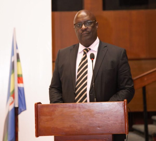 Owek. Andrew Byakutaga, the Prime Minister of Bunyoro-Kitara Kingdom delivering his speech.